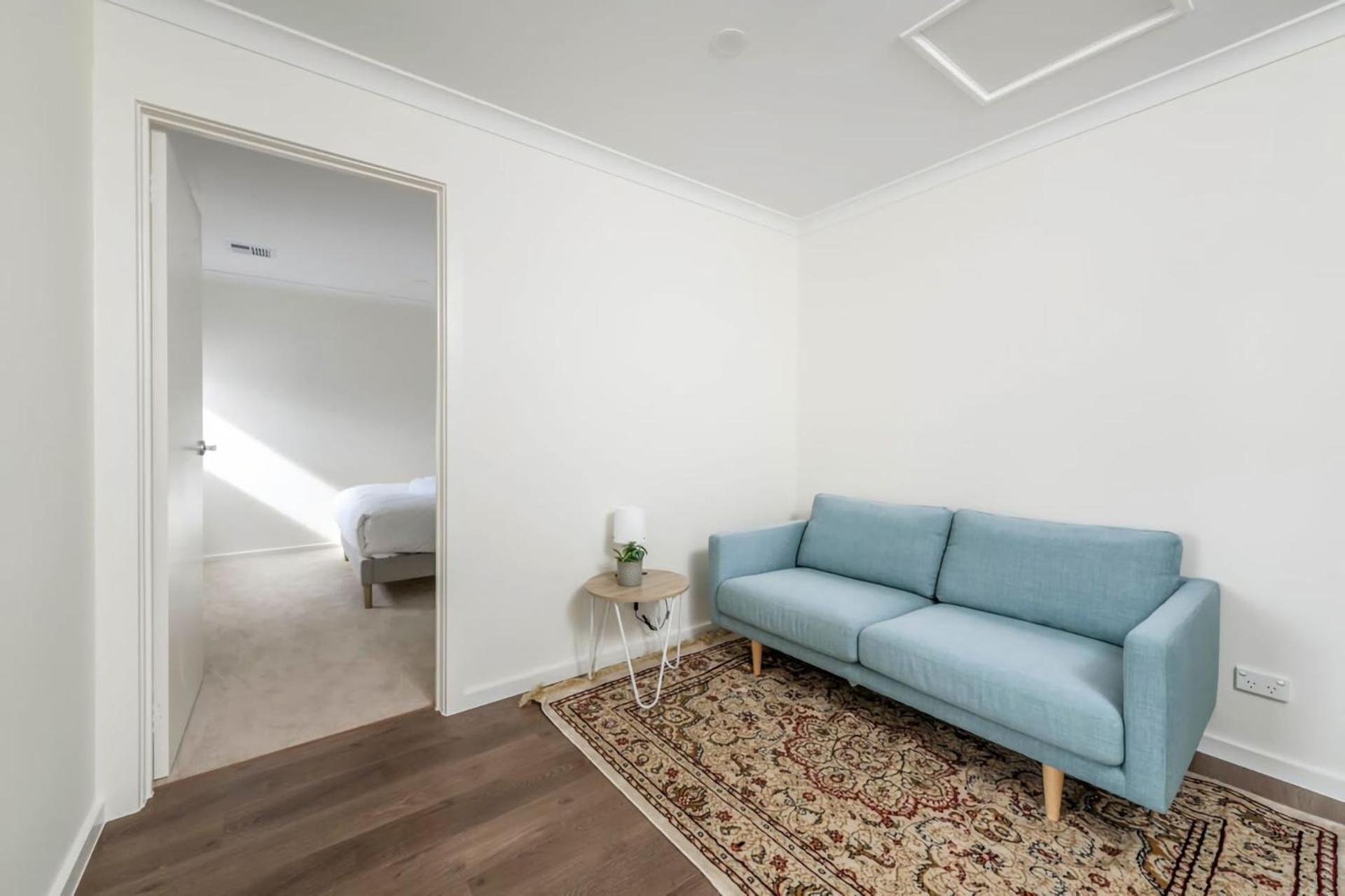 Holiday home Sensational New Townhouse *