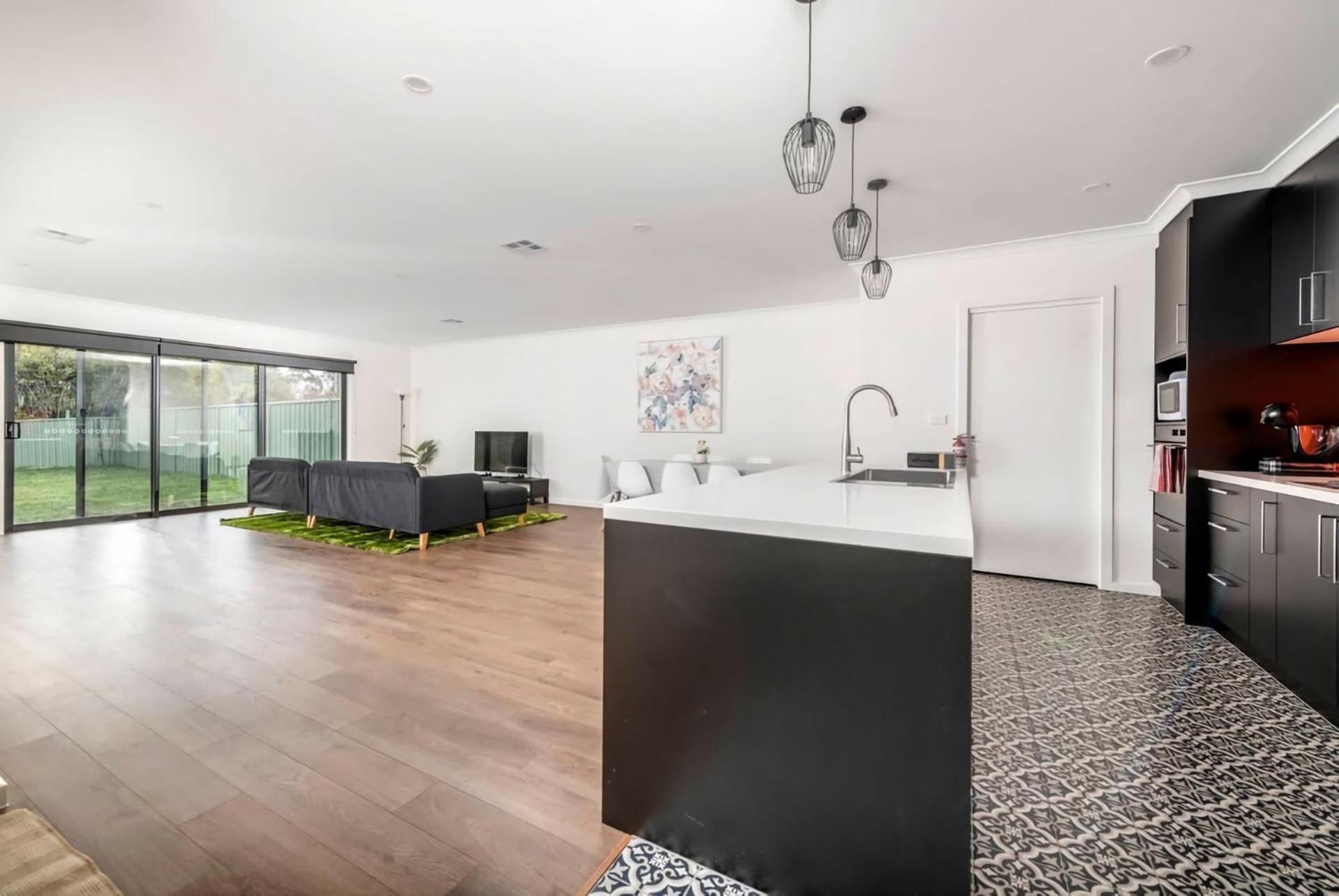 Holiday home Sensational New Townhouse